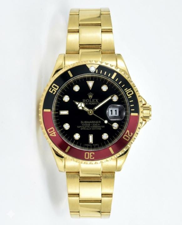 Rolex_Mens_Oyster_Submariner_Gold_Black