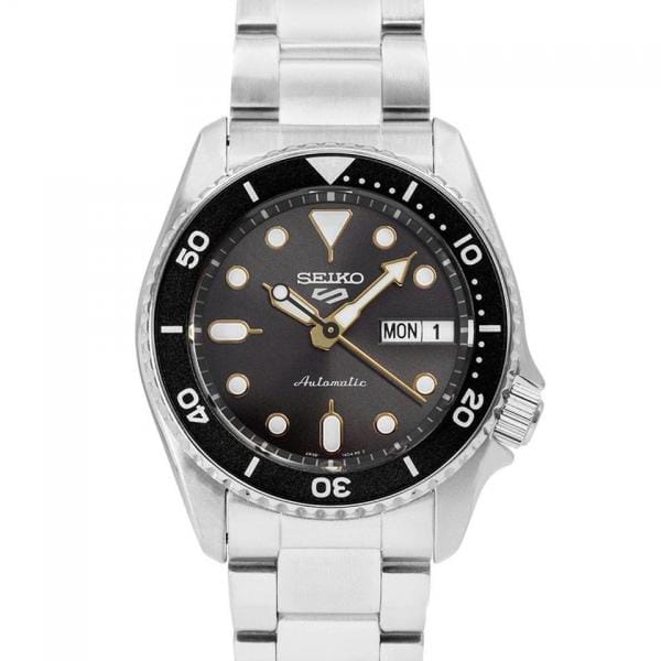 Seiko 5 Sports Automatic Selvir black