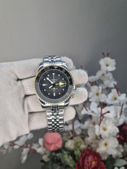 Seiko GMT Pack Yellow Grey AT436
